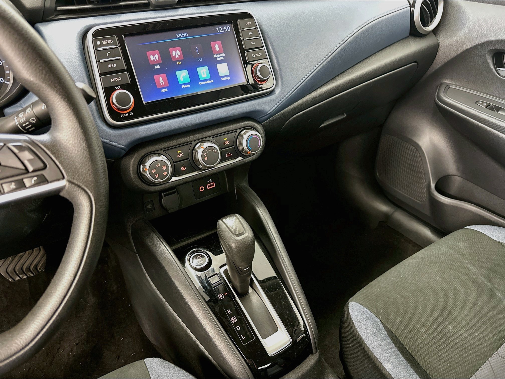 Used 2025 Nissan Versa SV FWD image 25