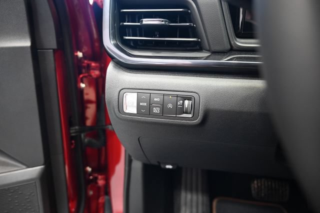 New 2026 GMC Terrain AT4 w/ Convenience Package III AWD/4WD image 24