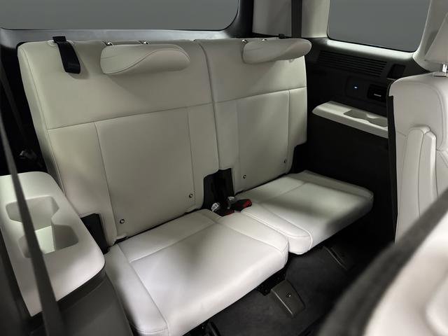 Used 2025 Hyundai Santa Fe Calligraphy image 35