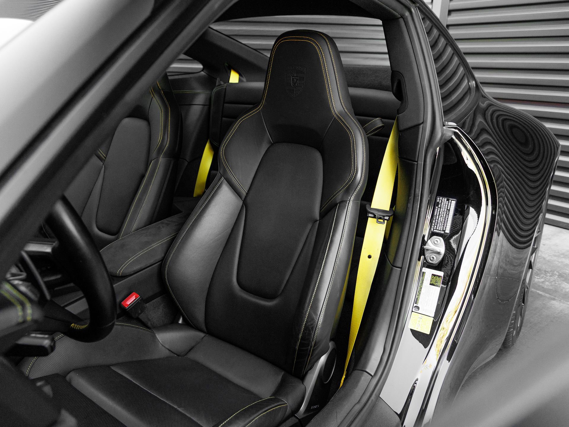Certified 2023 Porsche 911 Carrera GTS RWD image 5