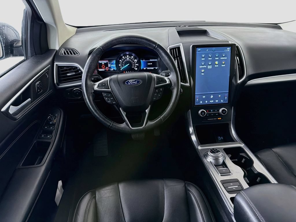 Used 2022 Ford Edge Titanium AWD/4WD image 25