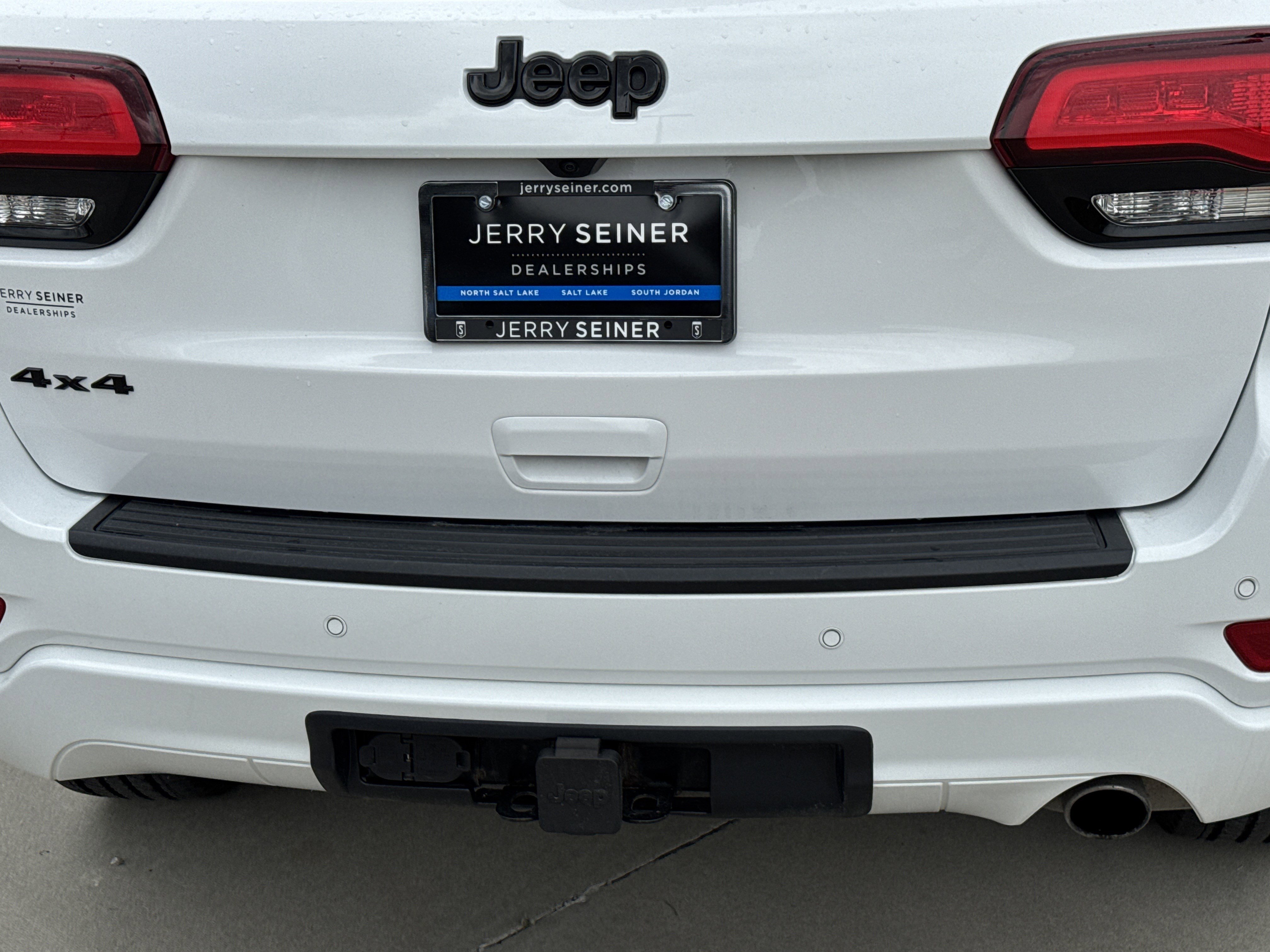 Used 2021 Jeep Grand Cherokee Laredo X image 13