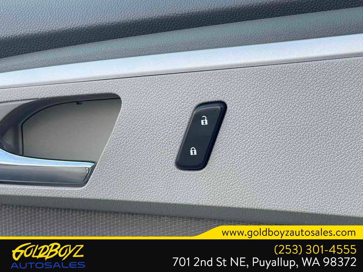 Used 2012 Chevrolet Traverse LS AWD/4WD image 39