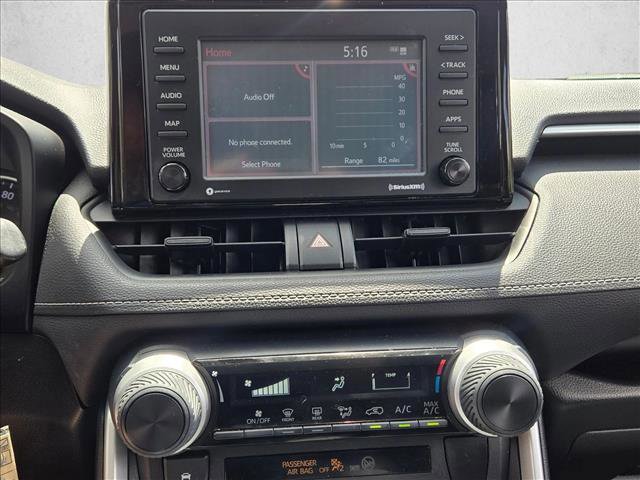 Used 2021 Toyota RAV4 LE FWD image 10