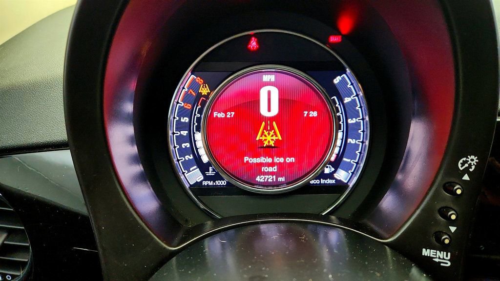 Used 2015 FIAT 500 Pop image 14