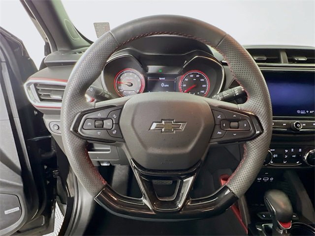 Used 2022 Chevrolet TrailBlazer RS w/ Technology Package image 12