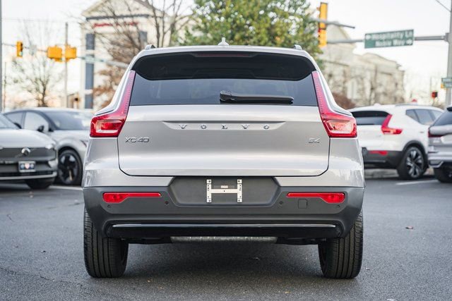 New 2026 Volvo XC40 B4 Plus w/ Protection Package Premier image 5