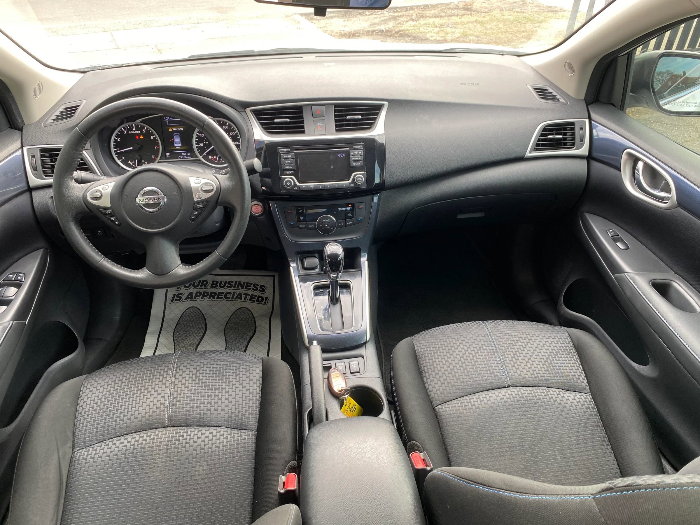 Used 2018 Nissan Sentra SR w/ SR Midnight Edition Package image 4