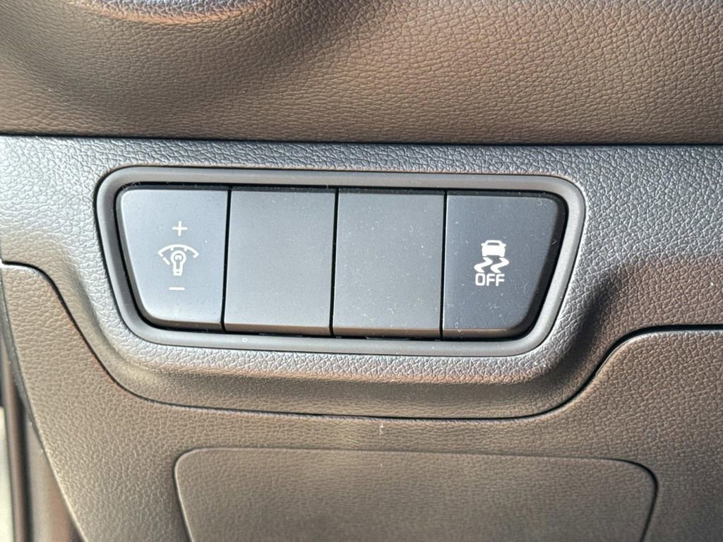 Used 2024 Kia Forte LX FWD image 29