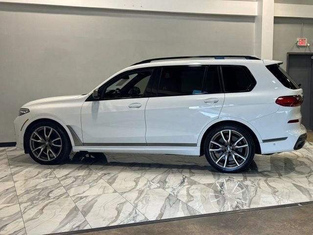 Used 2020 BMW X7 M50i w/ Dynamic Handling Package image 9