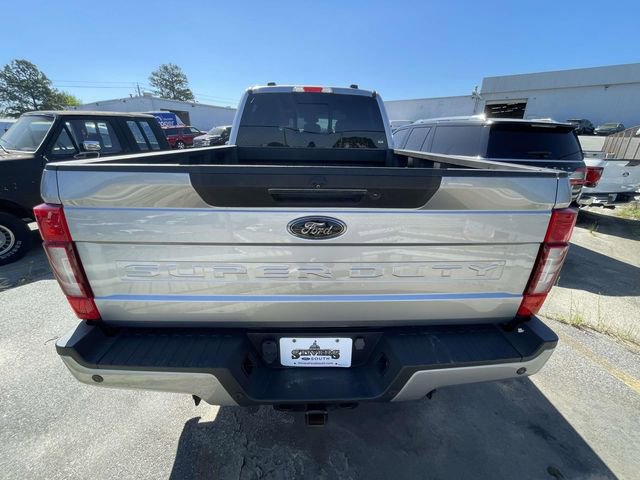 Used 2022 Ford F250 Lariat w/ Black Appearance Package image 4