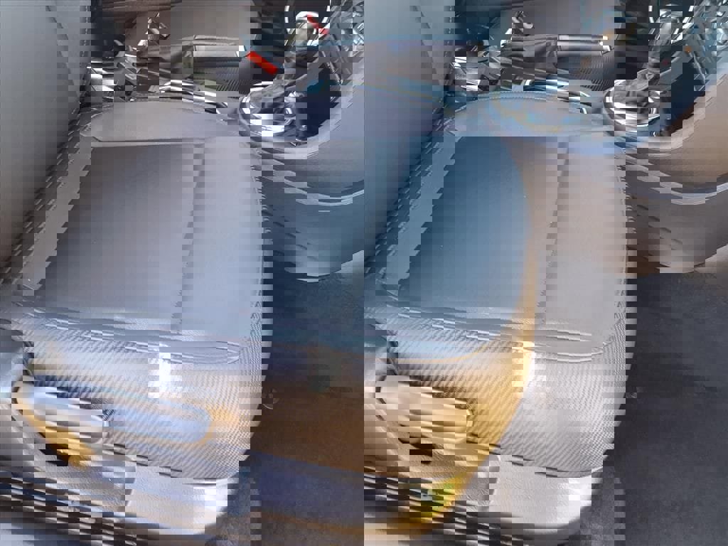 Used 2014 Volkswagen Beetle 2.5 image 17