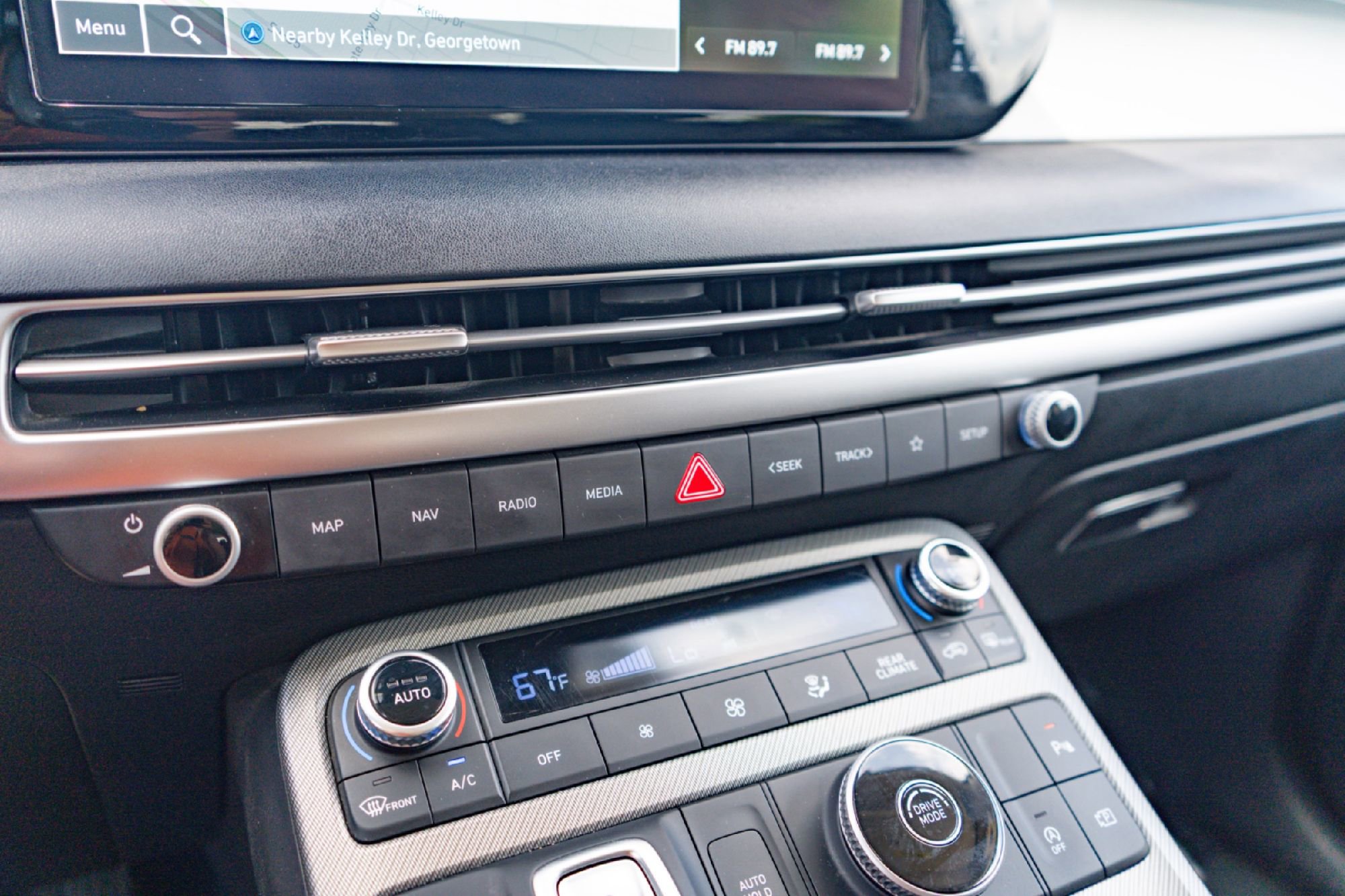 Used 2024 Hyundai Palisade SEL FWD image 16