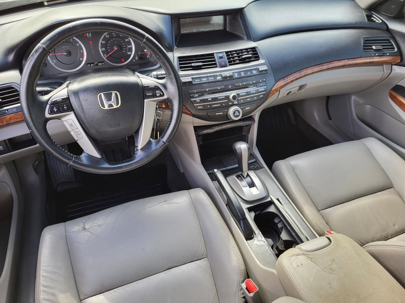 Used 2011 Honda Accord EX-L image 18