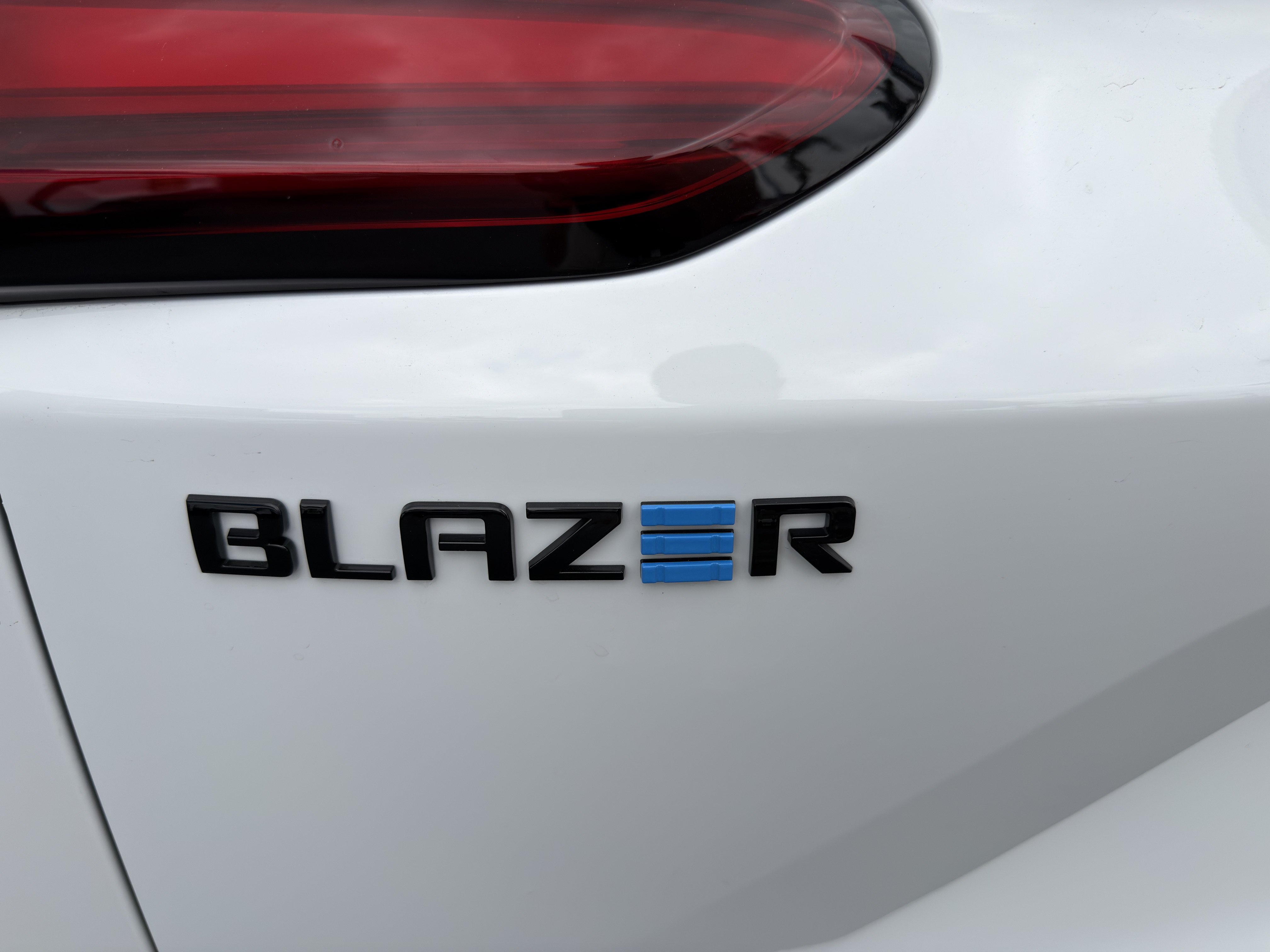 New 2026 Chevrolet Blazer EV LT w/ Midnight/Sport Edition FWD image 40