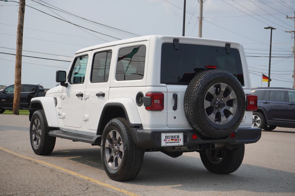 Used 2018 Jeep Wrangler Unlimited Sahara AWD/4WD image 5