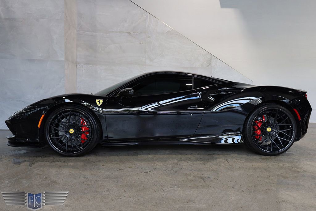 Used 2020 Ferrari F8 Tributo image 44
