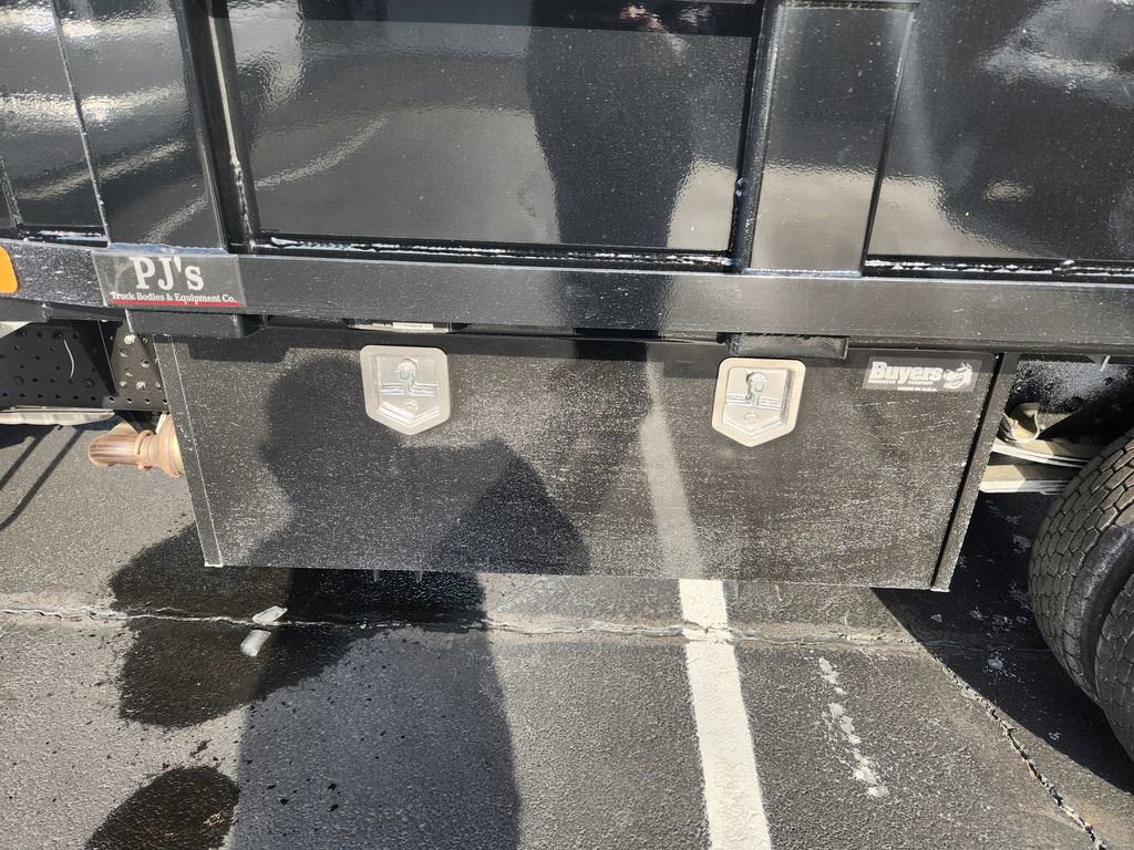 New 2025 Chevrolet Low Cab Forward image 6