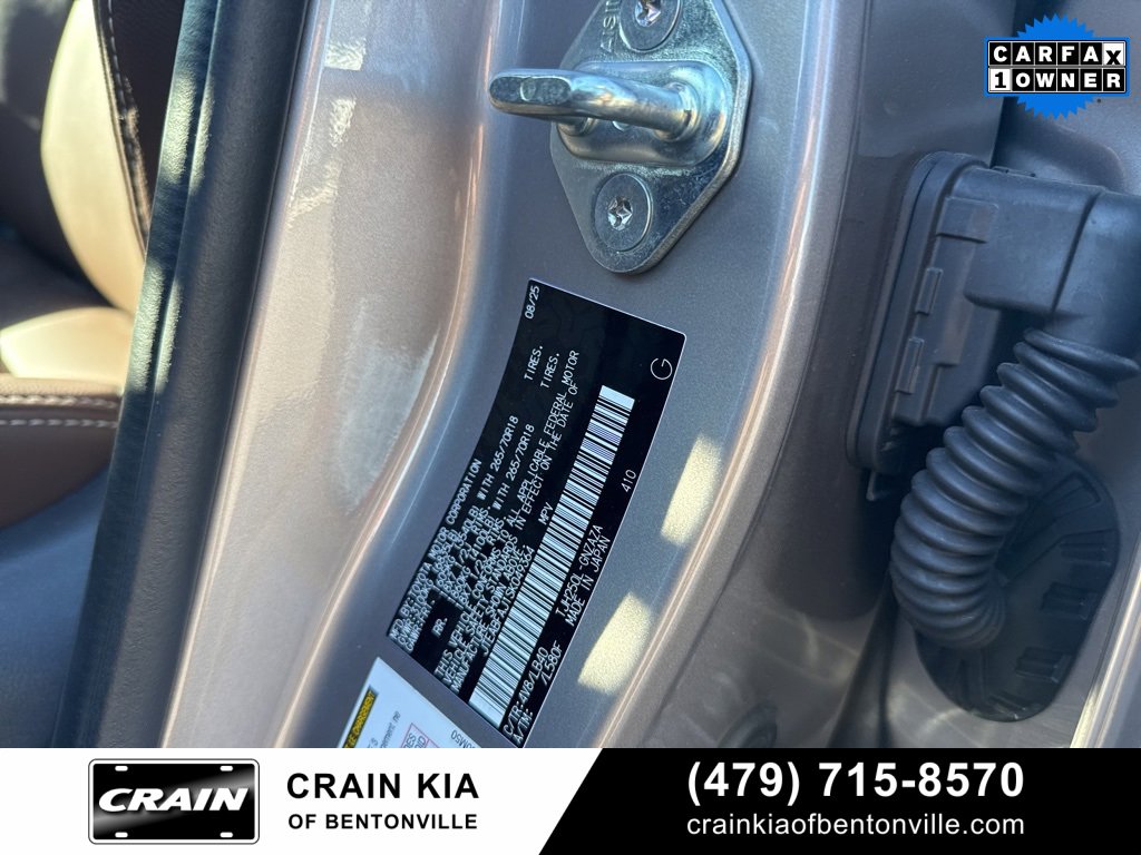 Used 2025 Toyota Land Cruiser image 16