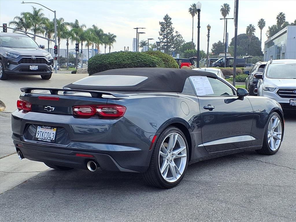 Used 2023 Chevrolet Camaro LT w/ Technology Package image 5