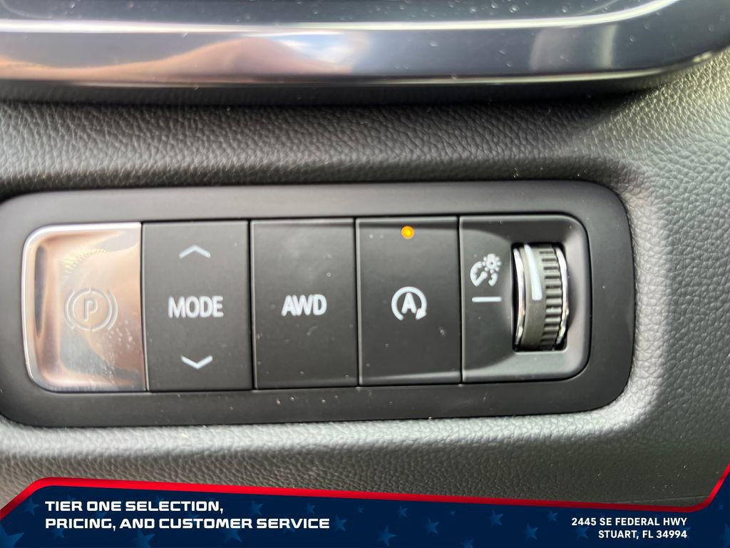 New 2026 GMC Acadia AT4 w/ Luxury Package AWD/4WD image 16