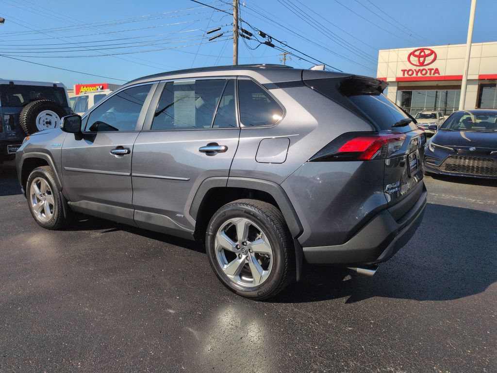 Certified 2020 Toyota RAV4 Limited AWD/4WD image 3