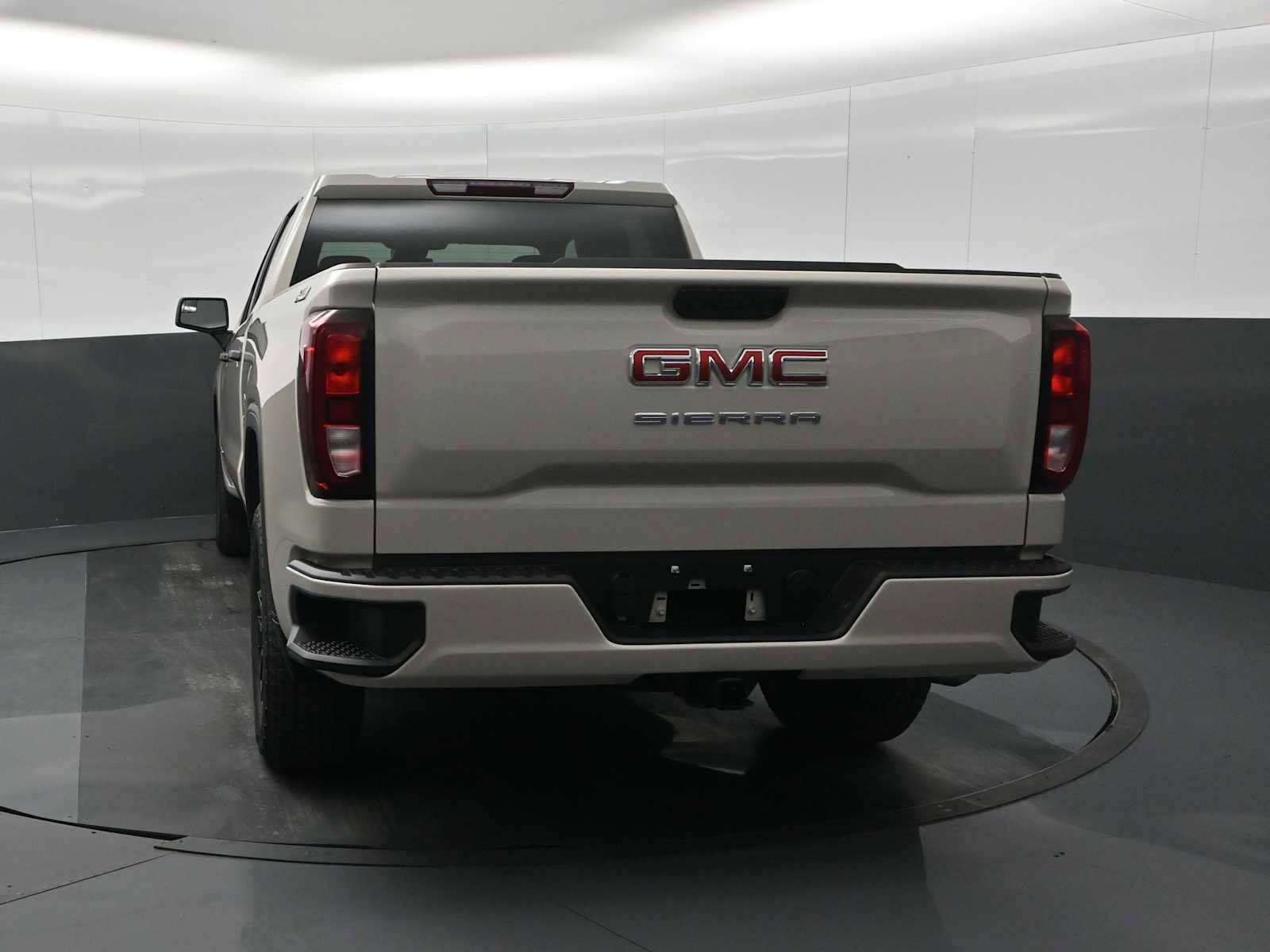 New 2026 GMC Sierra 1500 Pro image 7