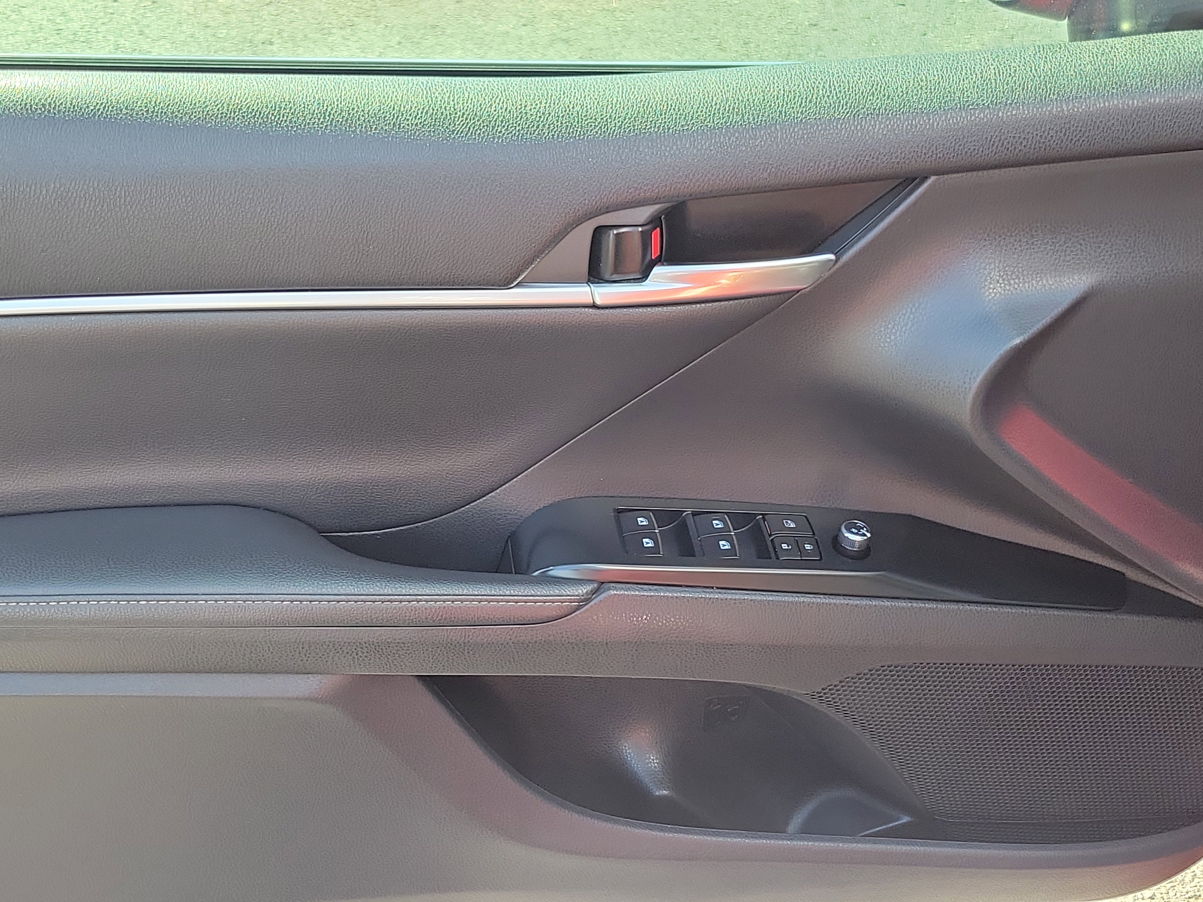 Certified 2020 Toyota Camry XSE image 16