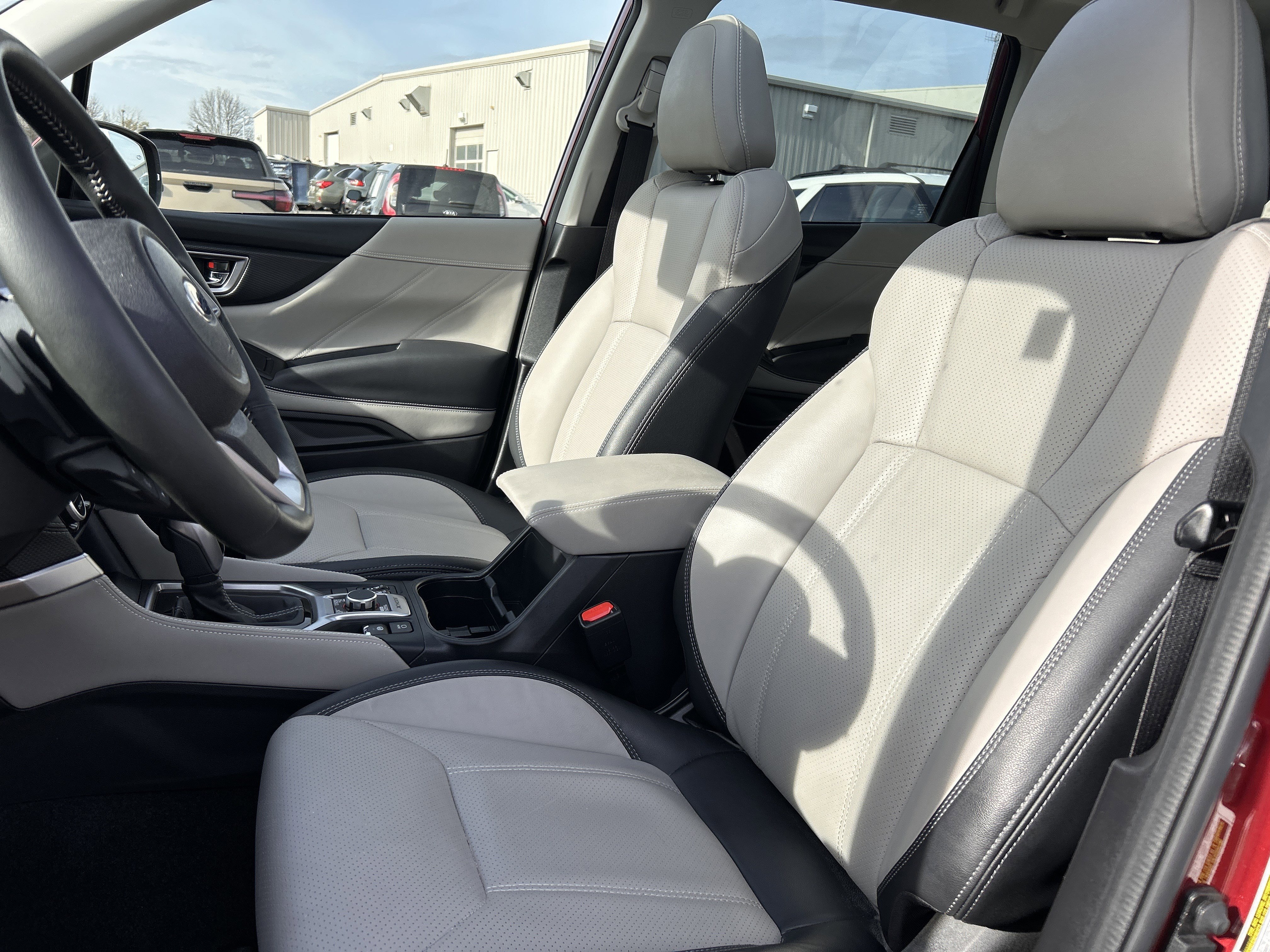 Used 2023 Subaru Forester Limited w/ Popular Package #2 image 23