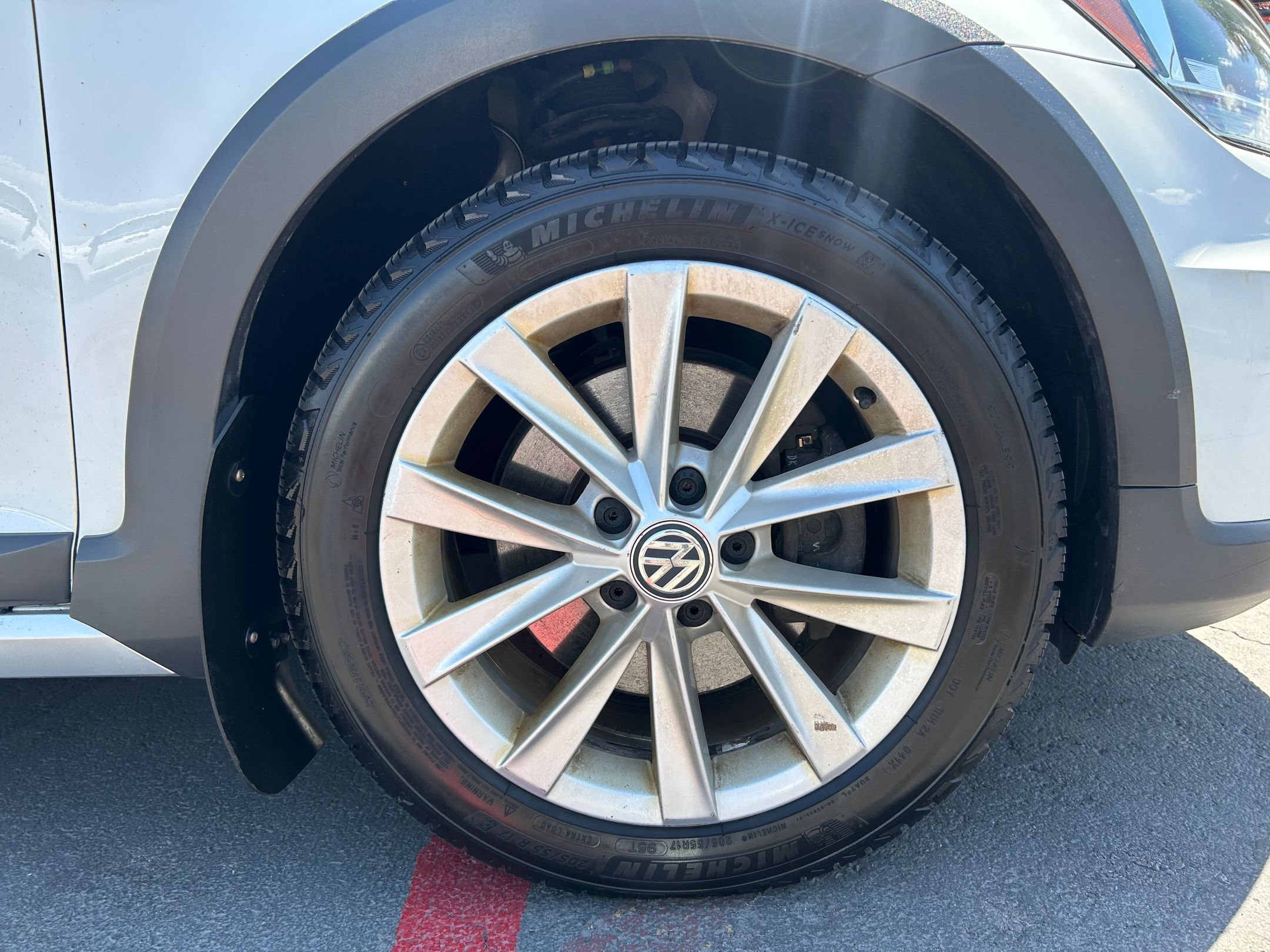 Used 2019 Volkswagen Golf Alltrack S AWD/4WD image 28
