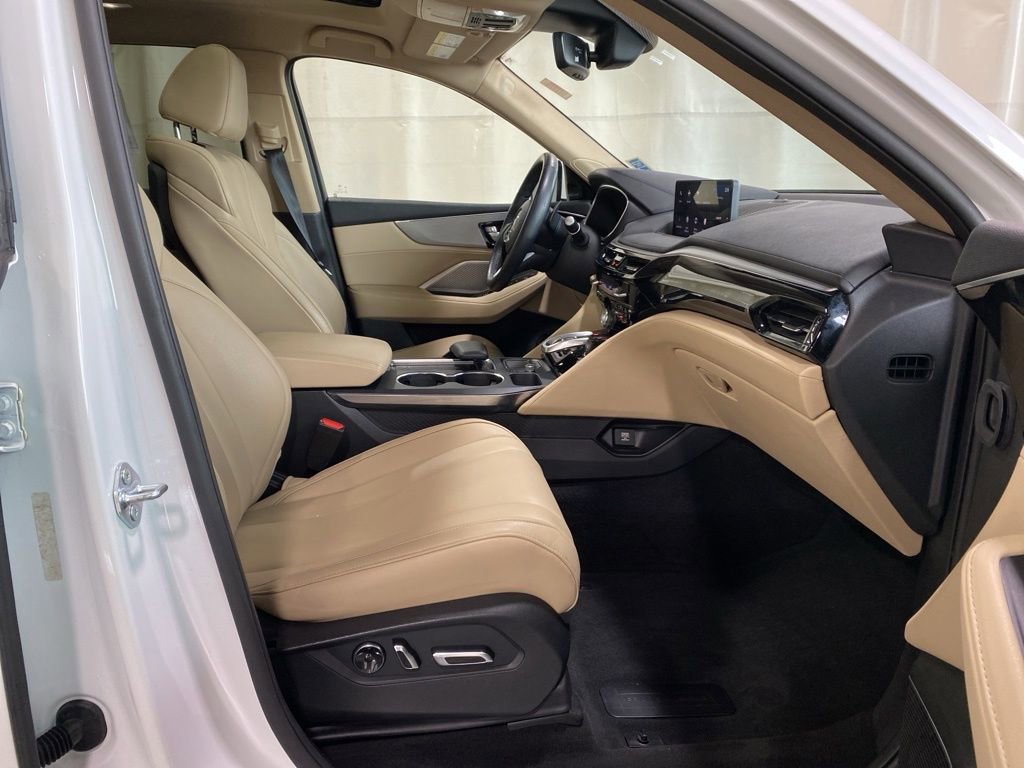 Used 2023 Acura MDX SH-AWD image 12