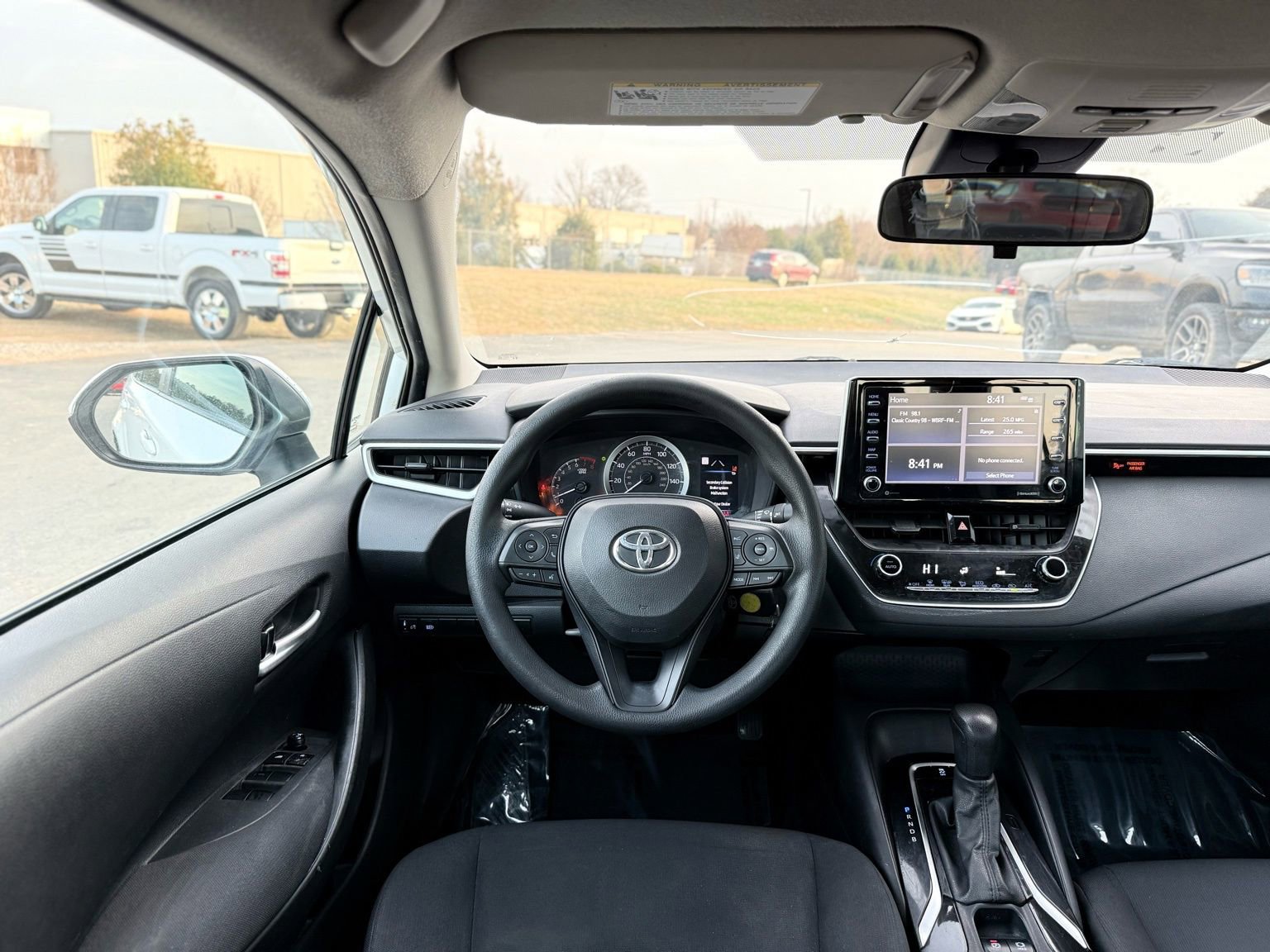 Used 2021 Toyota Corolla LE image 31