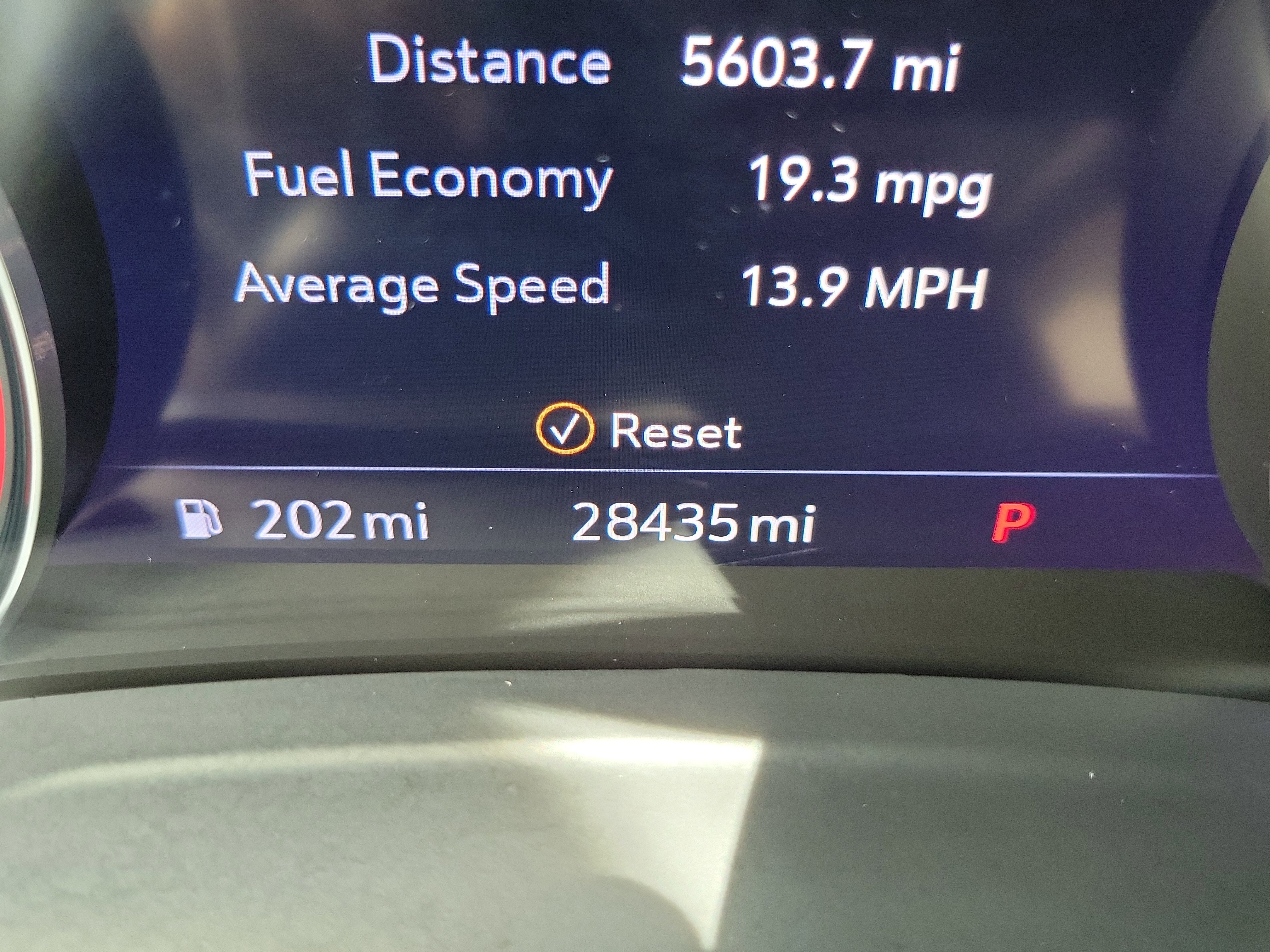 Used 2022 Buick Envision Essence w/ Safety Package FWD image 31