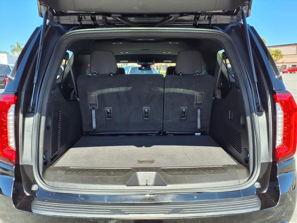 Used 2024 GMC Yukon XL SLE image 21