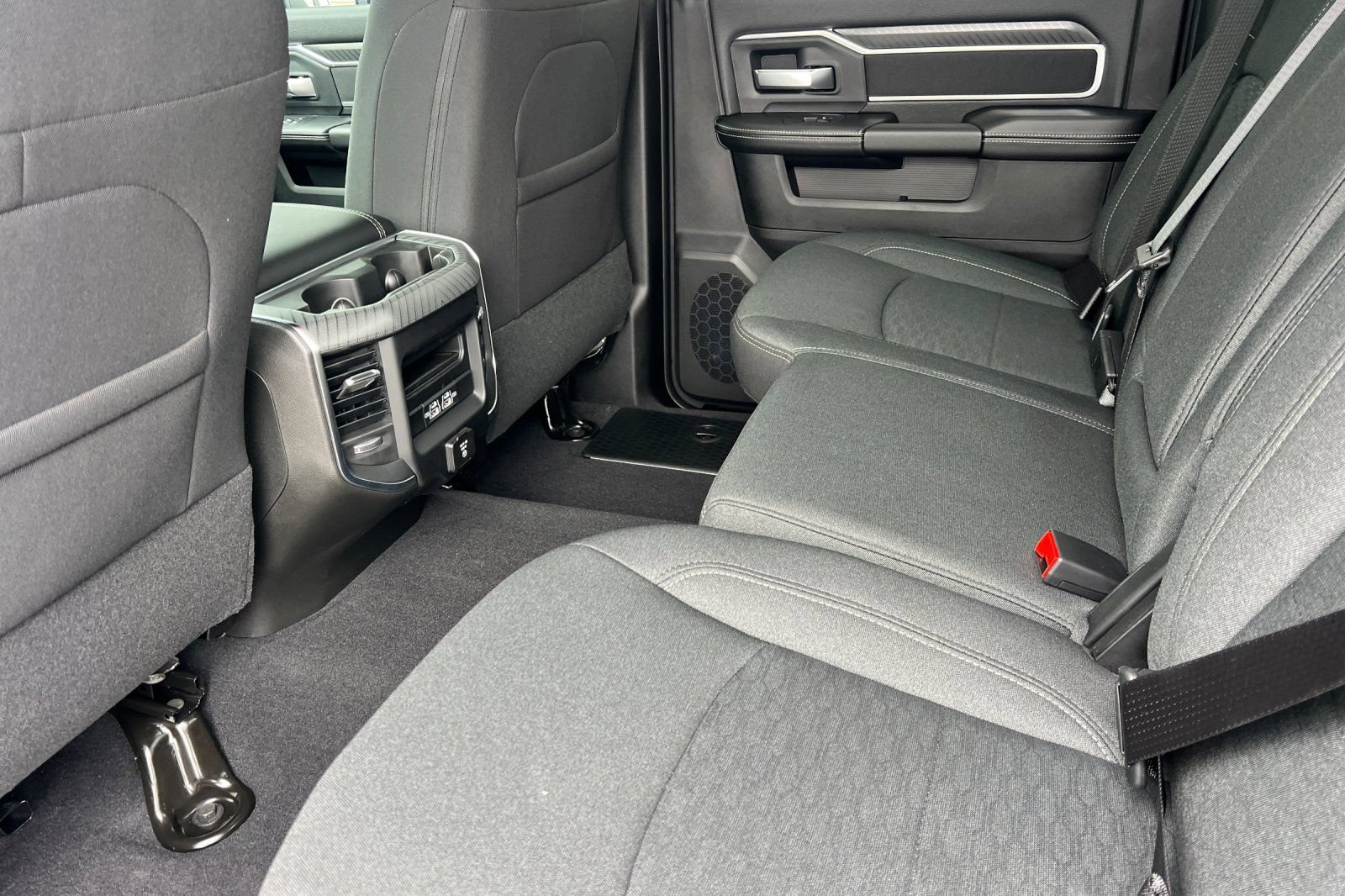 New 2026 RAM 3500 Big Horn AWD/4WD image 11