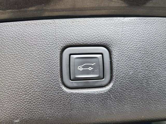 Used 2022 Chevrolet Blazer Premier image 16