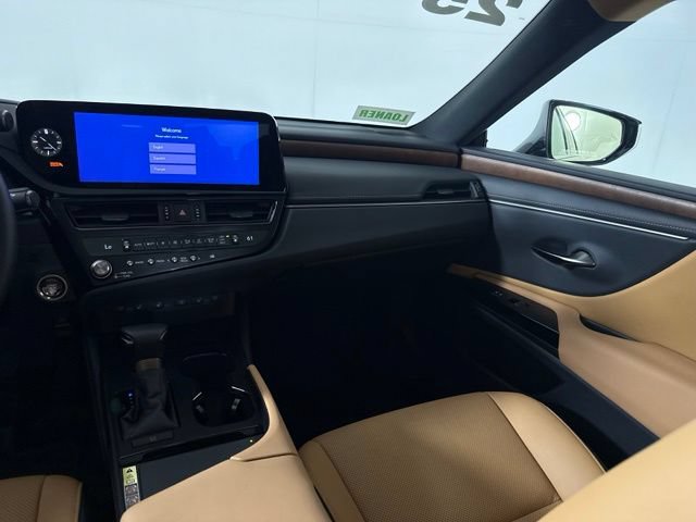 Used 2025 Lexus ES 350 w/ Premium Package FWD image 33