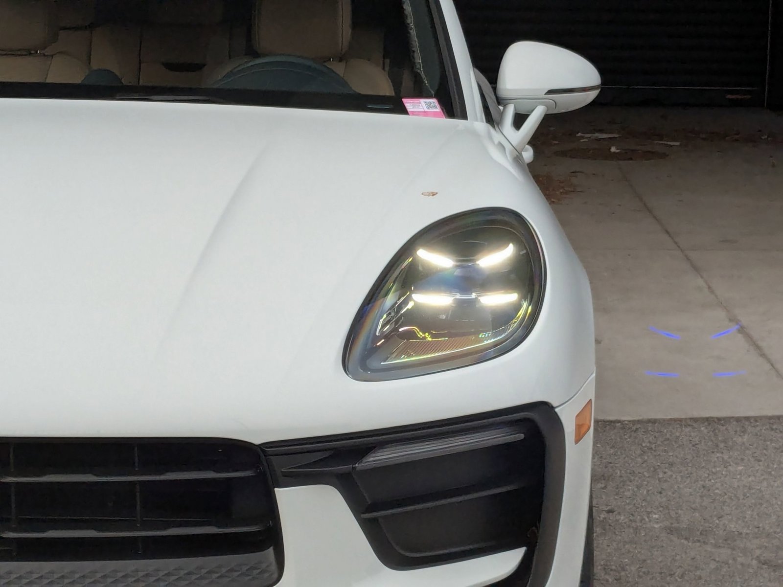 Certified 2026 Porsche Macan AWD/4WD image 11