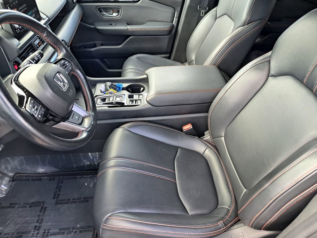 Used 2023 Honda Pilot TrailSport image 19
