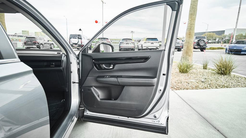 Used 2025 Honda CR-V EX-L image 12