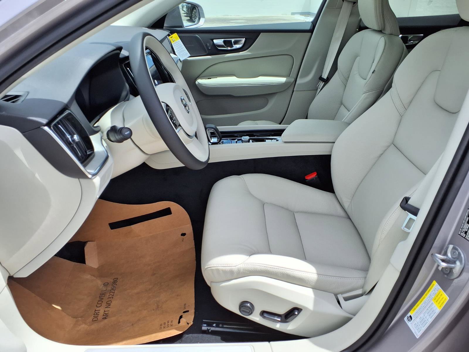 New 2026 Volvo V60 B5 Cross Country Plus w/ Protection Package Premier AWD/4WD image 13