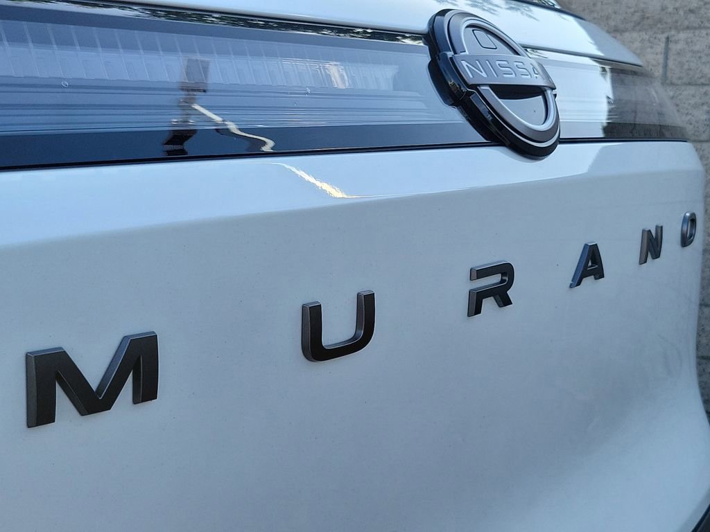 Used 2025 Nissan Murano SV image 25