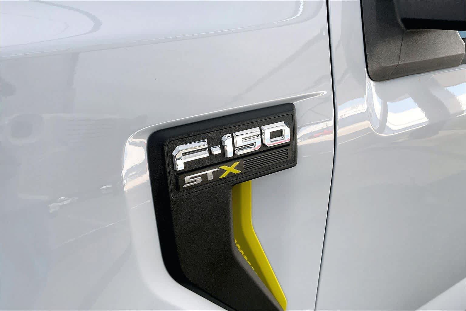 Used 2025 Ford F150 STX w/ Equipment Group 200A RWD image 10