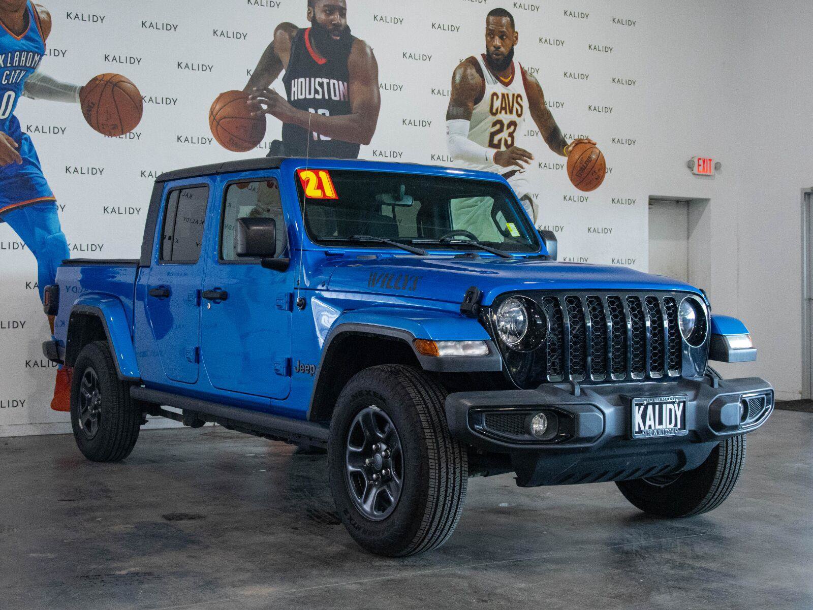 Used 2021 Jeep Gladiator Sport AWD/4WD image 19