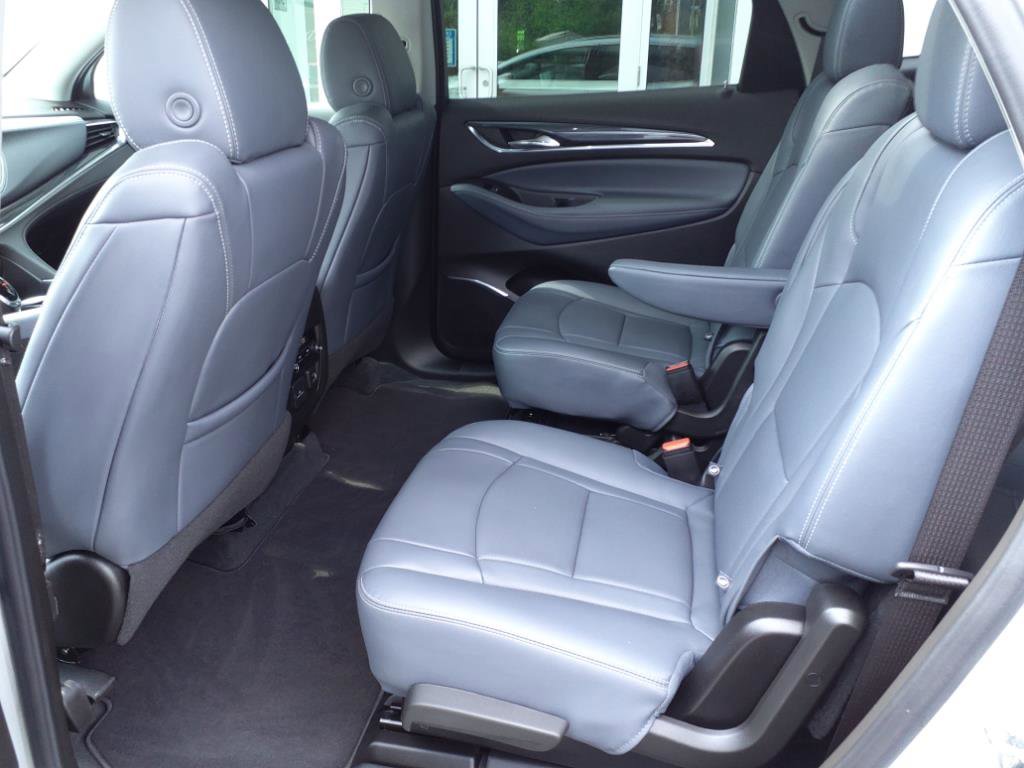 Certified 2021 Buick Enclave Essence w/ Sport Touring Edition image 10