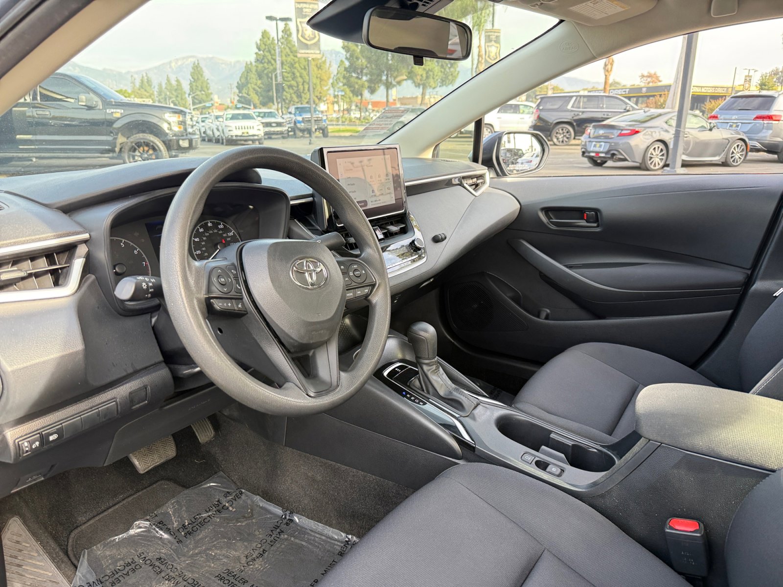 Used 2024 Toyota Corolla LE image 12