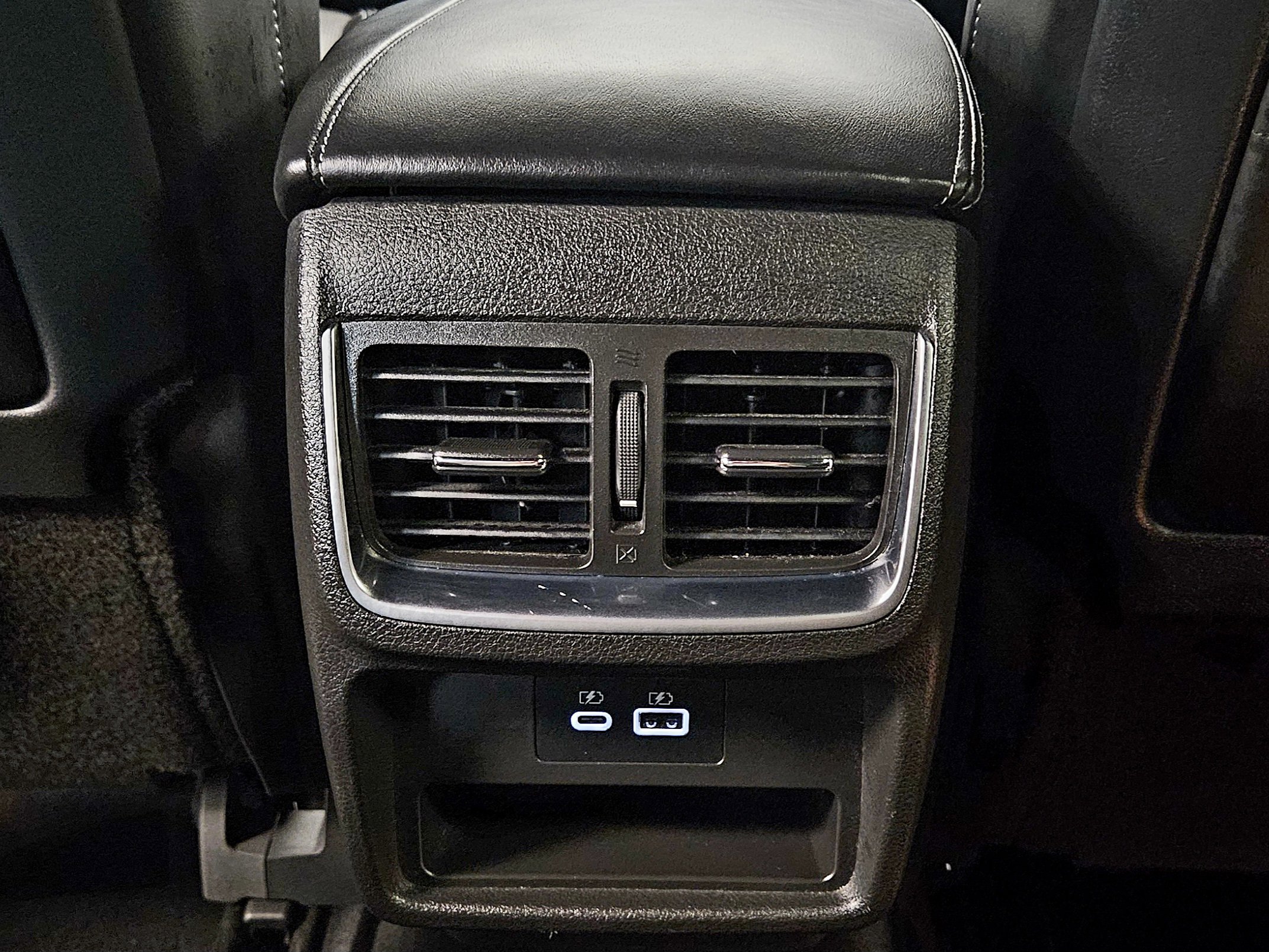 Used 2023 INFINITI QX55 Essential image 41