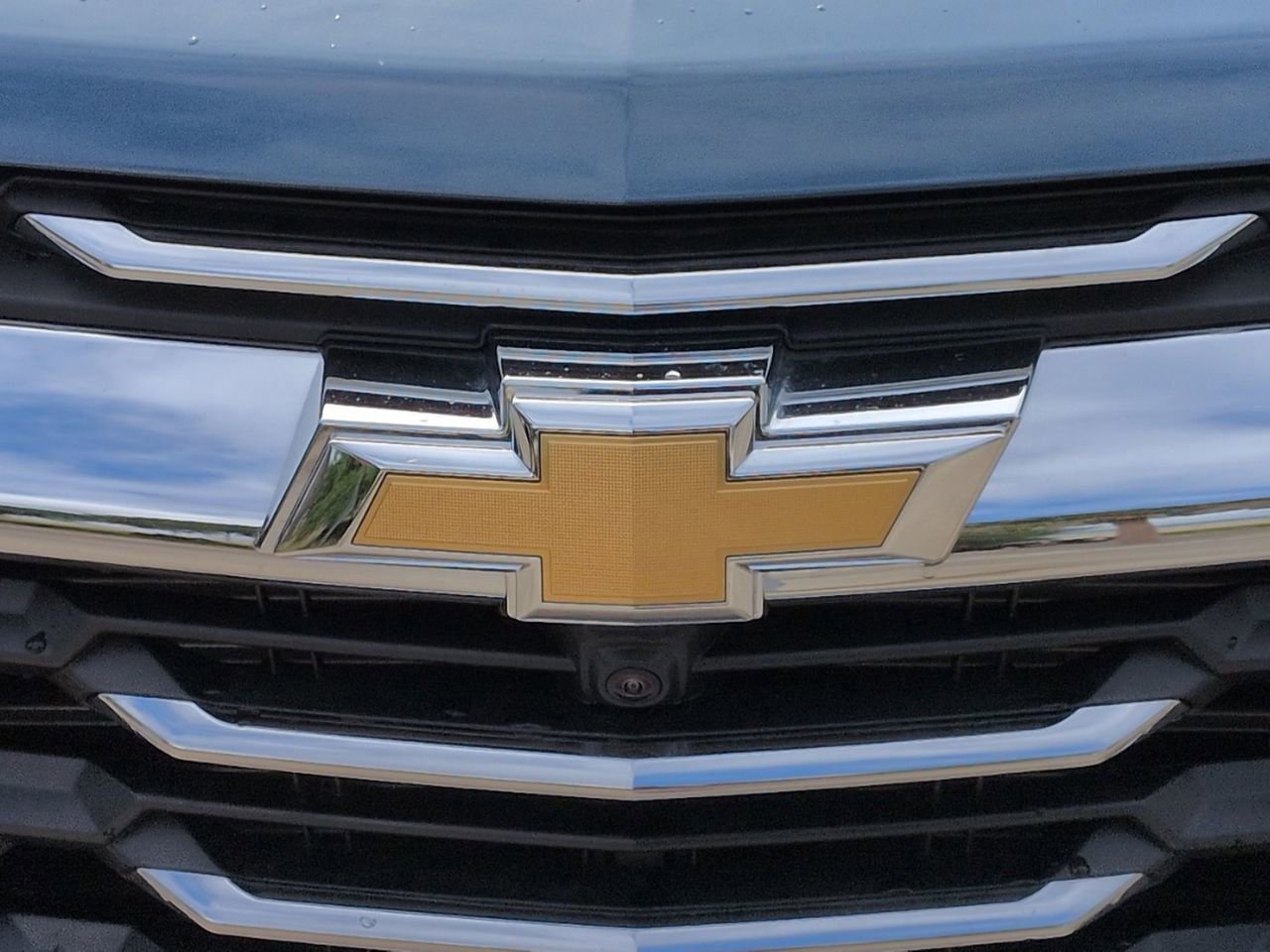 New 2026 Chevrolet Equinox LT w/ Safety and Technology Package FWD image 5
