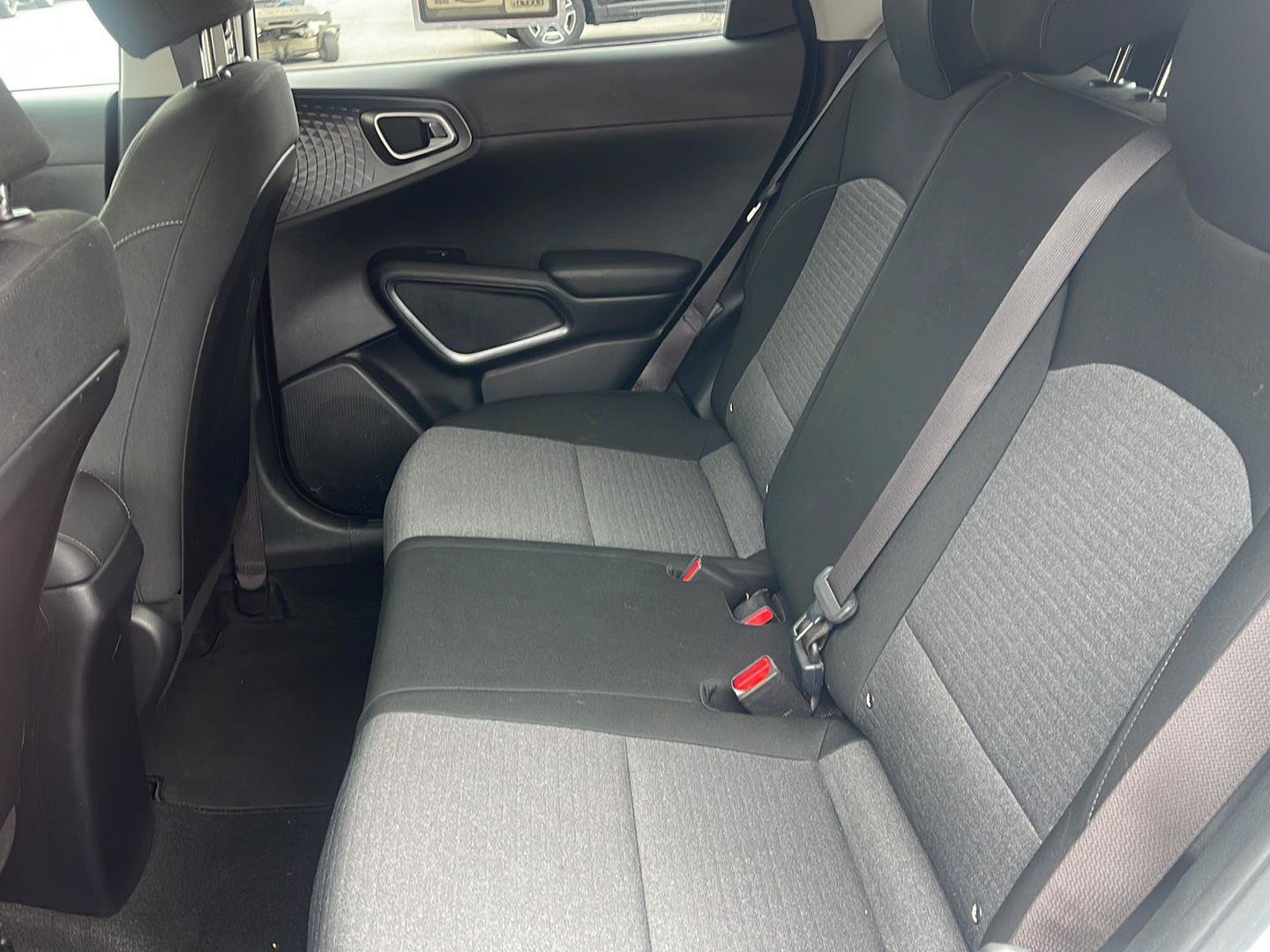 Used 2020 Kia Soul S FWD image 33