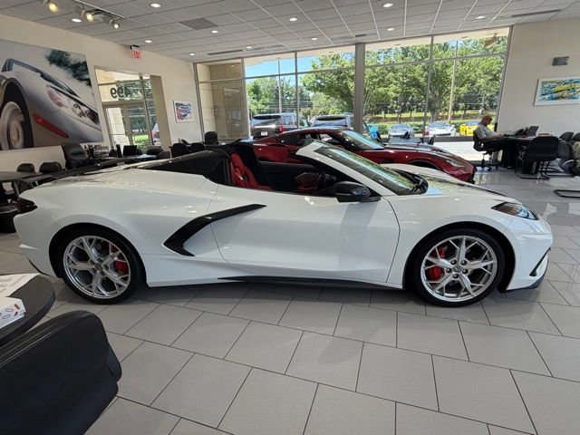 Used 2020 Chevrolet Corvette Stingray Premium Conv w/ 3LT Preferred Equipment Group RWD image 10